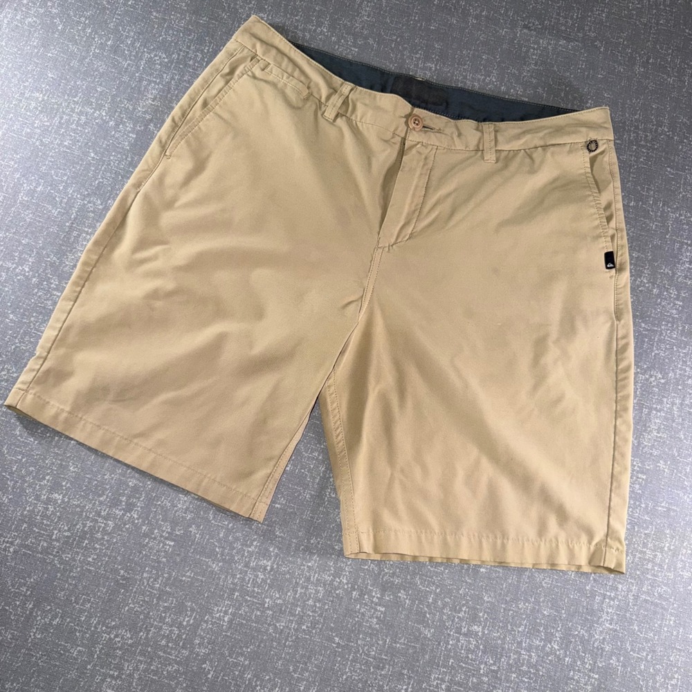 Quiksilver Amphibian Hybrid Shorts Mens 36 Khaki Tan 4Way Stretch Surf Walkshort